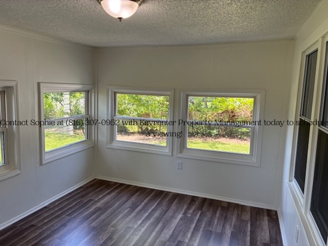 Building Photo - 3 Bed 3 Bath Ready to rent