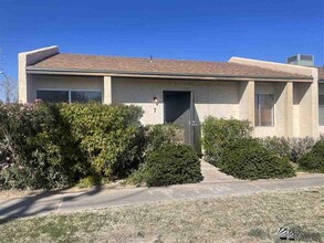 Building Photo - 2776 S Ave 2 1/2 E