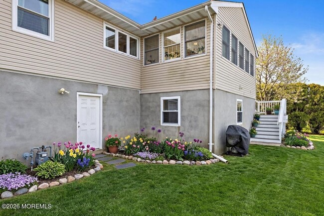 Building Photo - 1205 High Ave