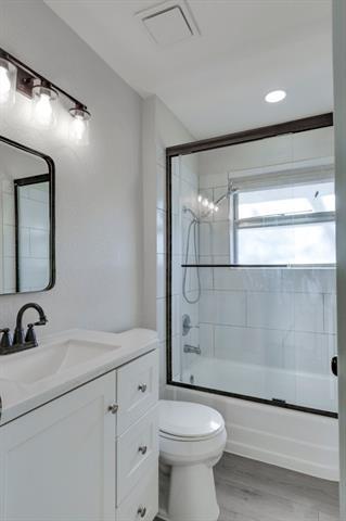 Building Photo - 4526 Hanover Dr