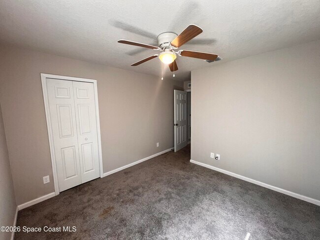 Building Photo - 563 Corbin Cir SW