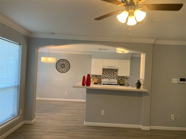 Building Photo - 9418 Parsley Path Ln