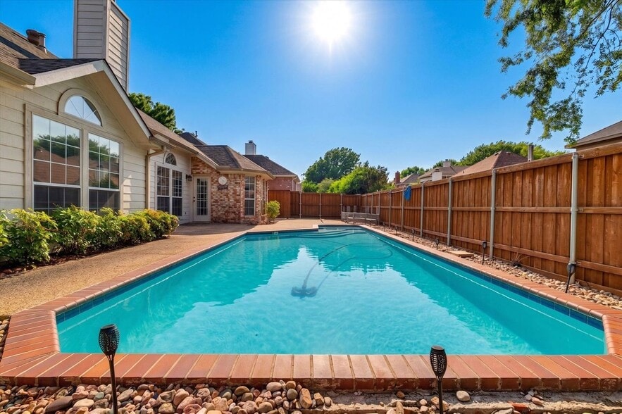 Building Photo - 3004 Teal Ln