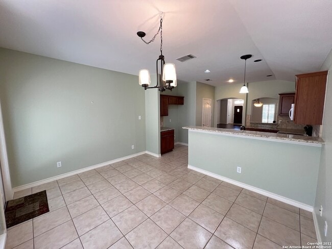 Building Photo - 1303 Bluff Forest