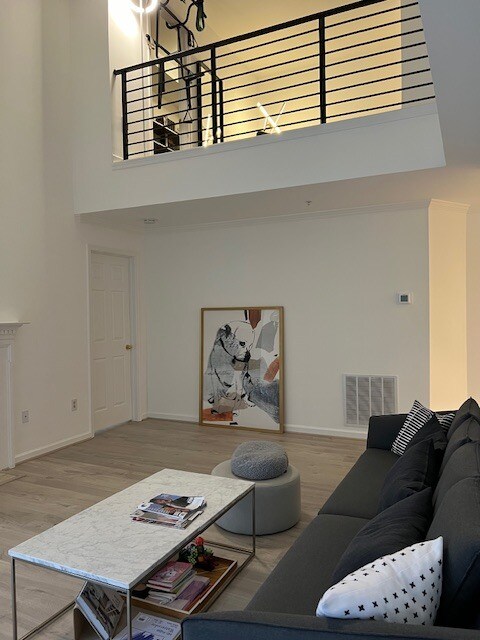 Living room - 121 Timberbrook Ln