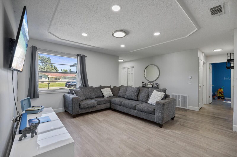 Building Photo - 114 Inwood Cir