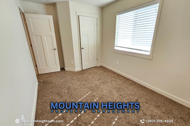 Building Photo - 14397 S Oakfield Way
