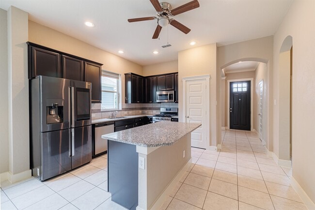 Primary Photo - 16831 Osprey Bend Dr