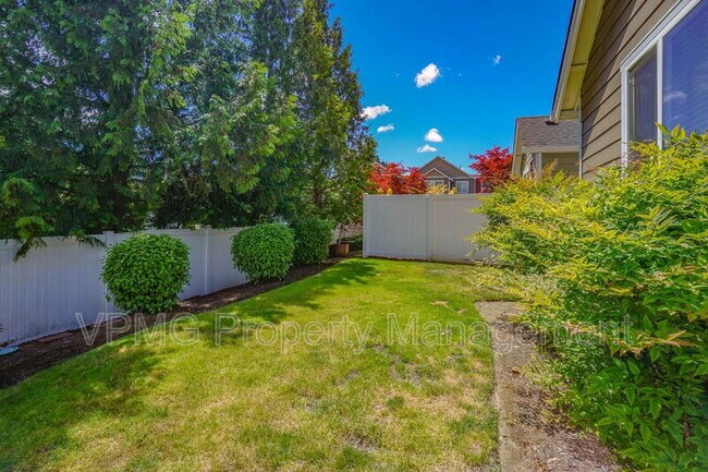 Building Photo - 4013 NE 89th Way