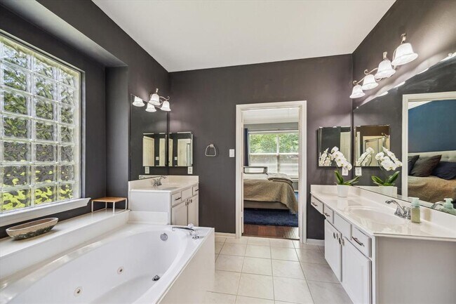 Building Photo - 20611 Carmine Oak Ct