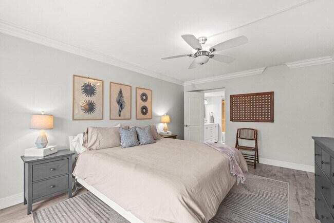 Building Photo - 3570 S Ocean Blvd