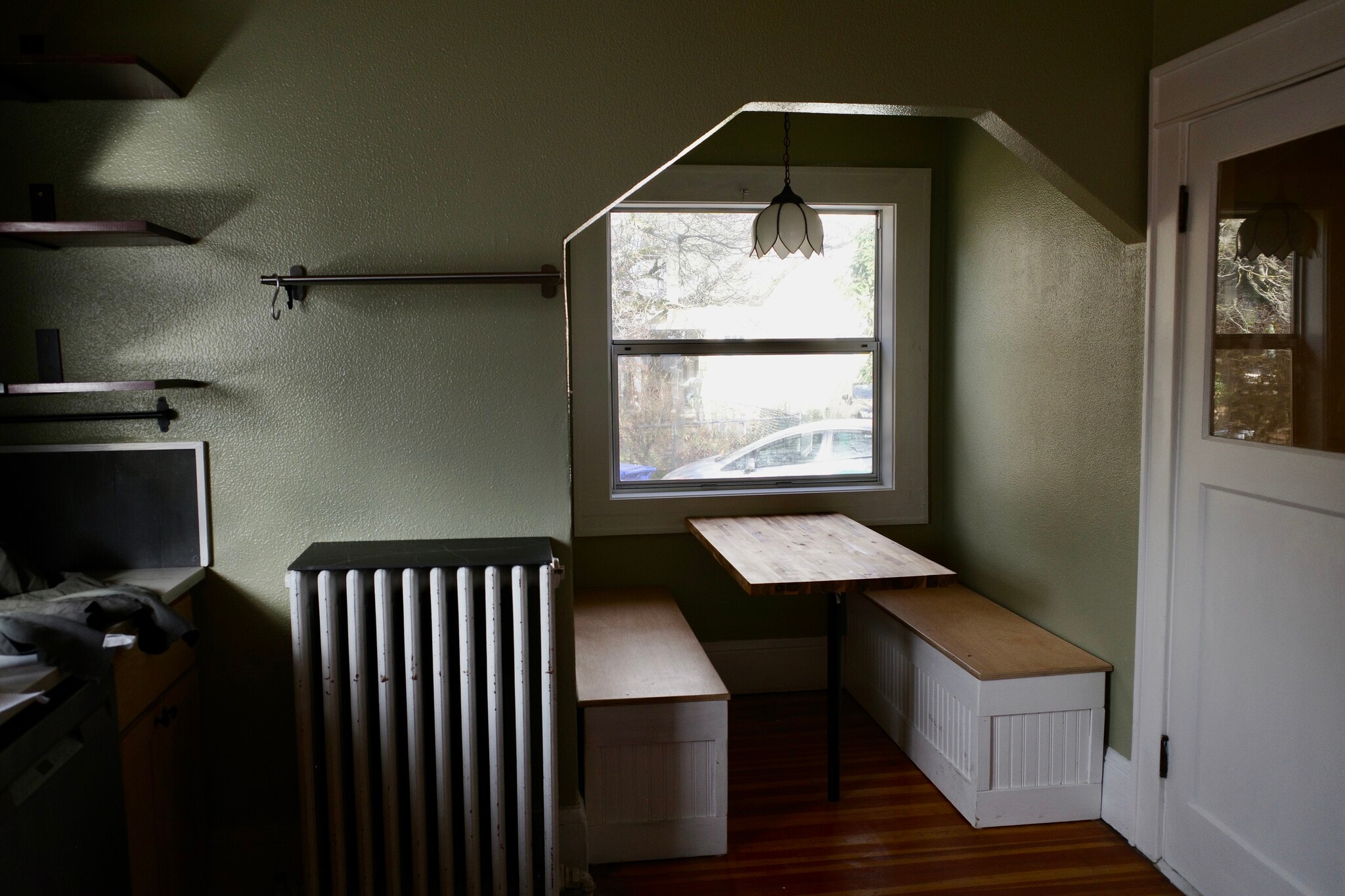 Kitchen Nook - 8607 SE Morrison St