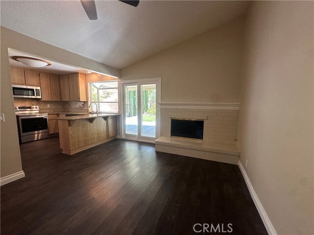 Building Photo - 5982 Amberdale Dr