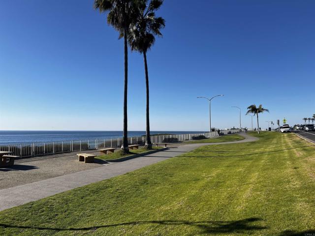 Building Photo - 159 Redwood Ave