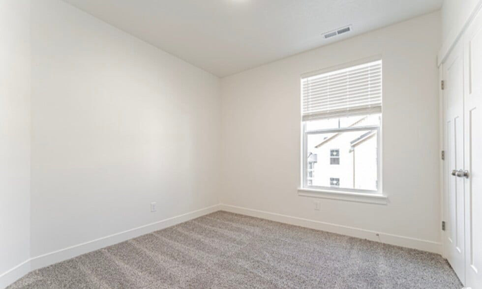 Building Photo - 4718 W Neill Ln