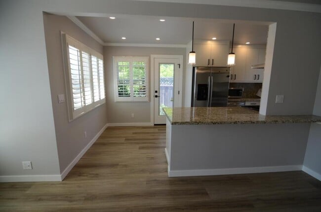 Building Photo - 126 22nd Ave