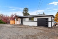 Building Photo - 460 N James Ave