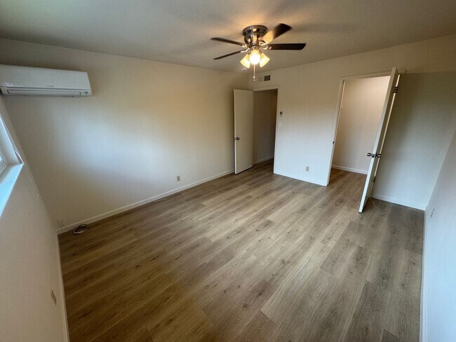 Building Photo - 2761 Larkspur Ln