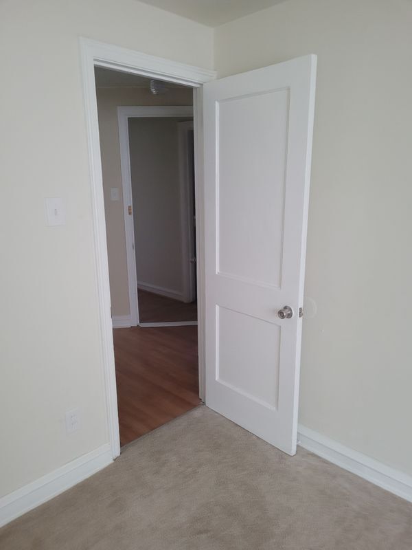 Building Photo - 7113 Castor Ave