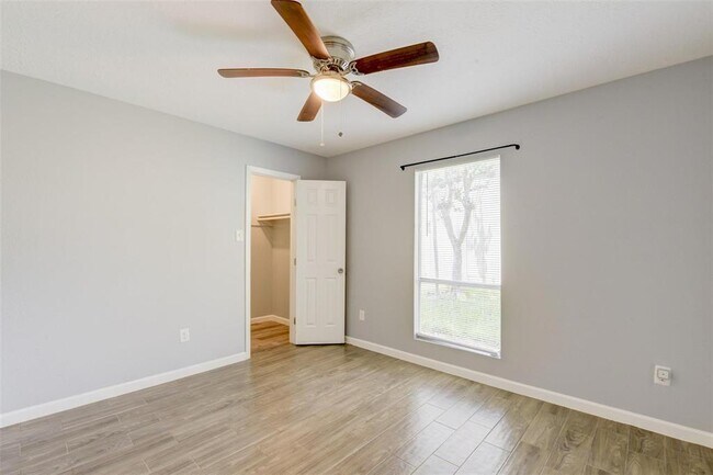 Building Photo - 4535 Turf Valley Dr