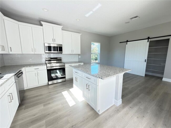 Building Photo - 5048 San Ignacio Dr