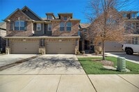 Building Photo - 916 Brookville Ct