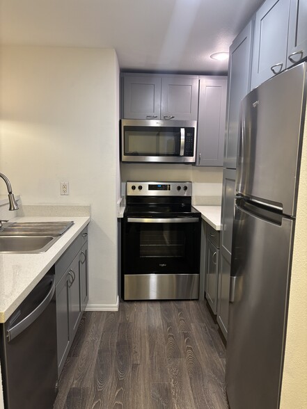 kitchen - 22831 30th Ave S