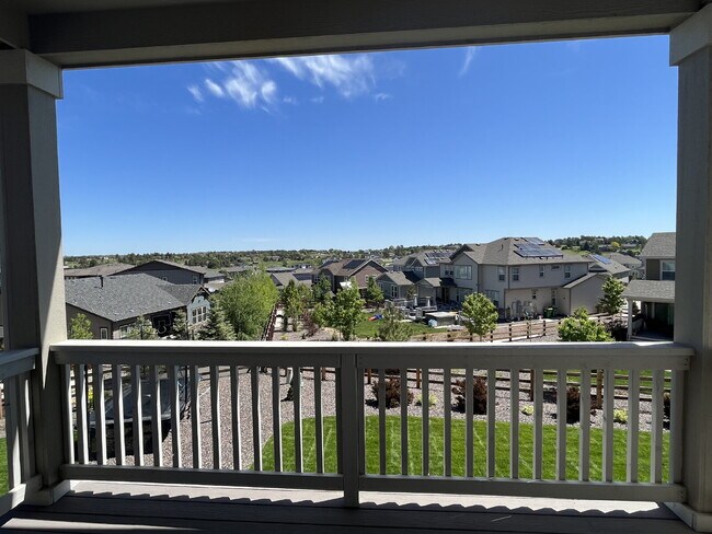 Building Photo - Wonderful 4 Bedroom/2 Bathroom with a Loft and Study in Whispering Pines!