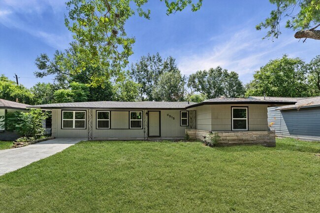 Primary Photo - 6515 Beekman Rd