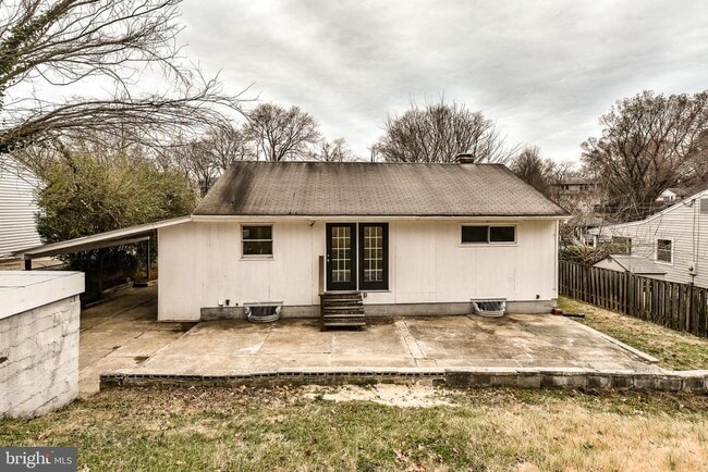 Building Photo - 6607 Berkshire Dr