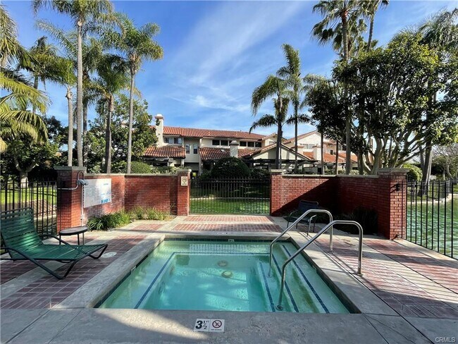 Building Photo - 15 Coronado Ct