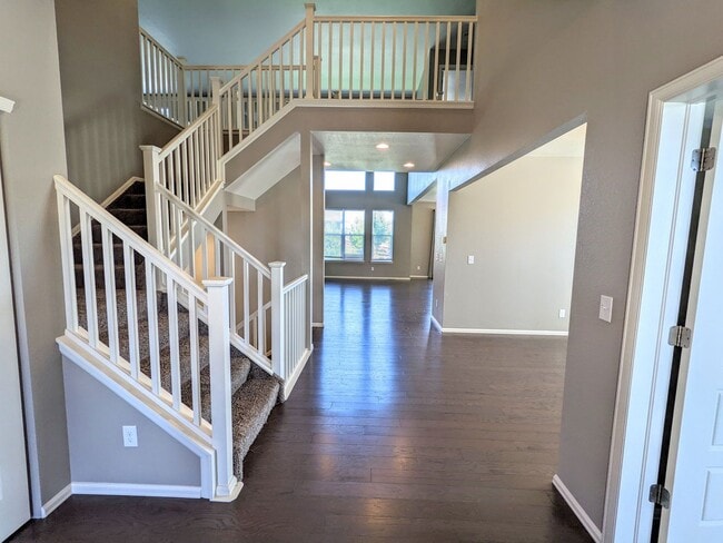 Building Photo - 6152 Gannet Dr