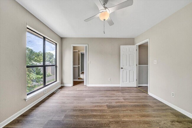 Building Photo - 7311 Maple Ct SW