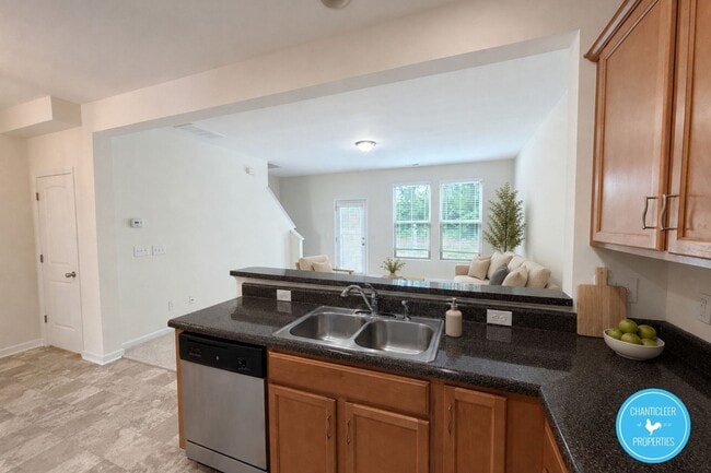 Building Photo - 9917 Sweet Basil Dr