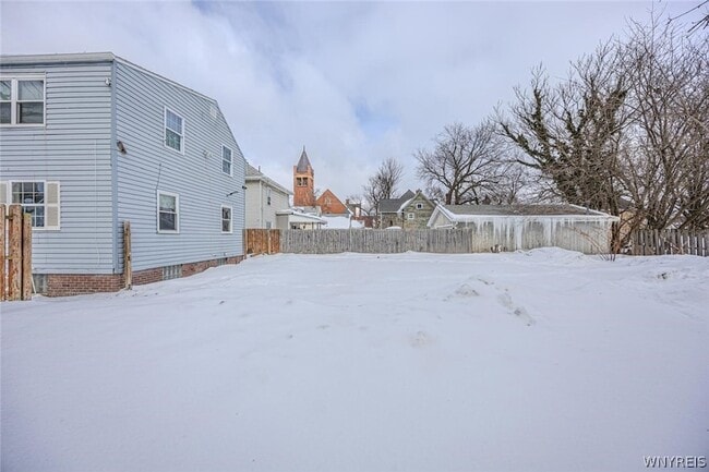 Building Photo - 1629 10th St