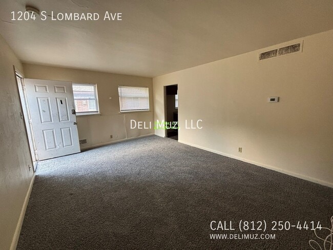 Building Photo - 1204 S Lombard Ave
