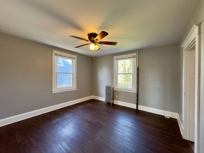 Building Photo - Charming 3 Bedroom/ 1 Bathroom Home in Dundalk, MD!