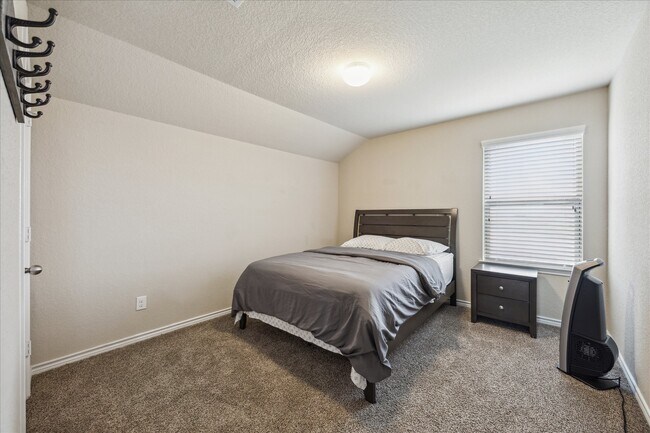 Building Photo - 18215 Sonora Brook Ln