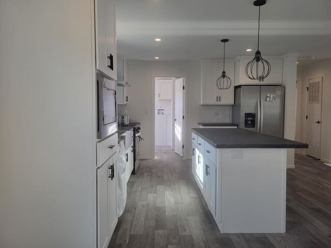 Building Photo - 19 Sandpiper Ln