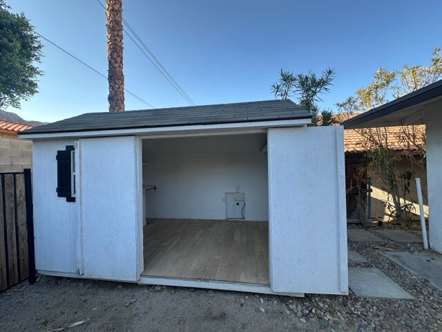Building Photo - 52801 Avenida Alvarado