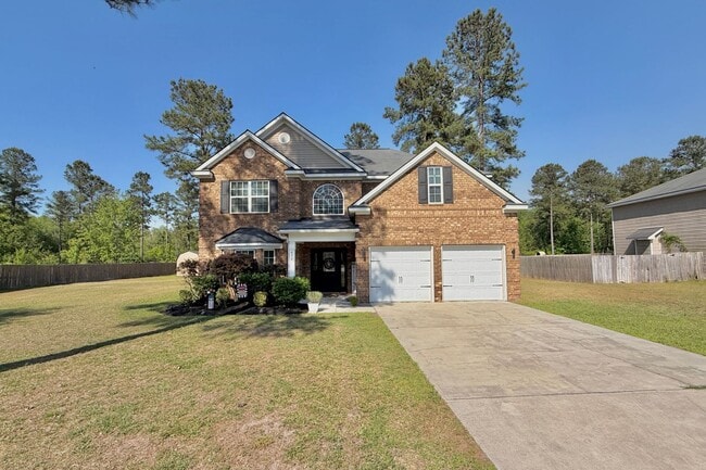 Building Photo - 470 Briarcrest Dr NE