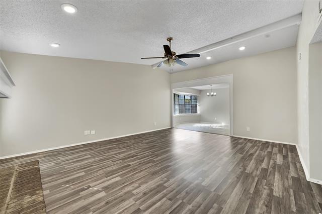 Building Photo - 3113 Peachtree Ln