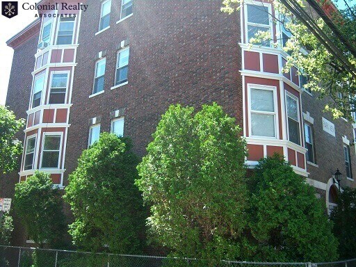Building Photo - 122 Berkshire St