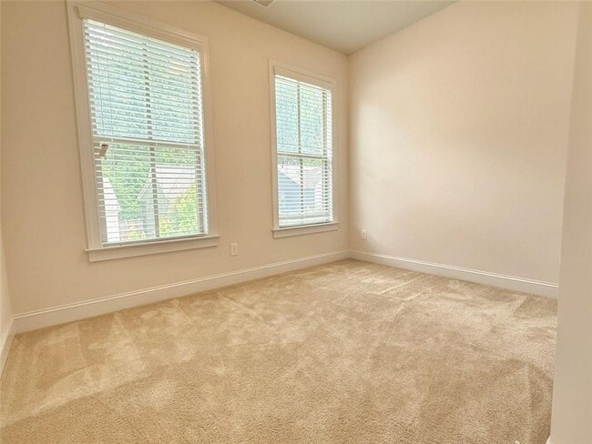 Building Photo - 614 Harrington Hills