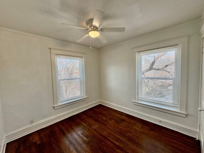 Building Photo - Shelby