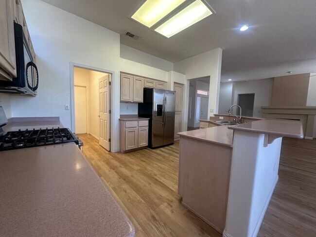 Building Photo - Sun City Summerlin 2 Bedroom