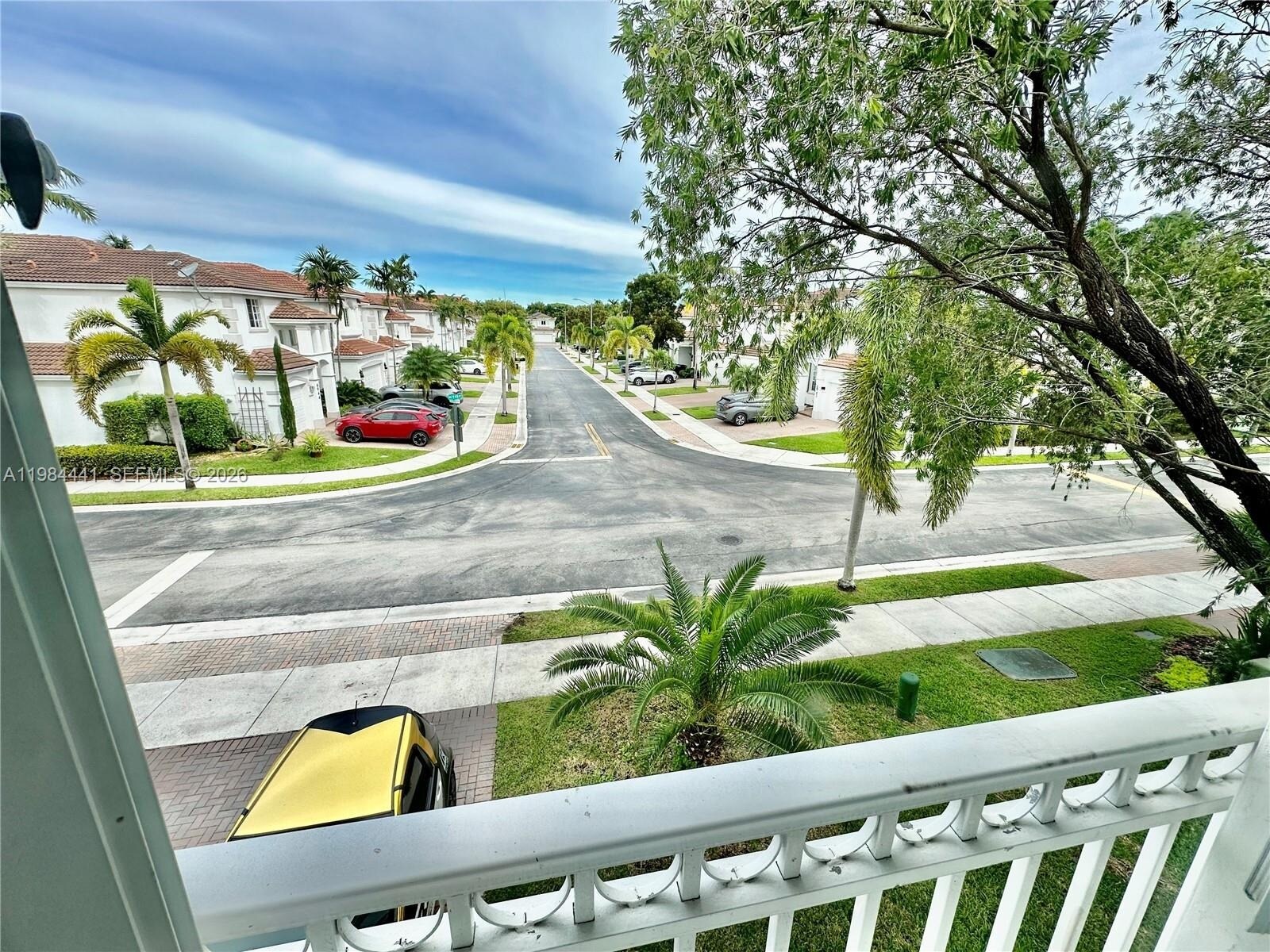 Building Photo - 11522 NW 69th Ter