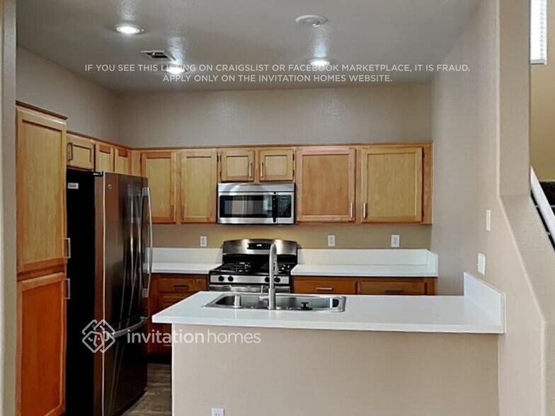 Building Photo - 1213 Hope Ranch Ln