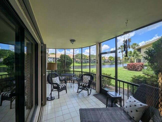 Building Photo - 16941 Waterbend Dr