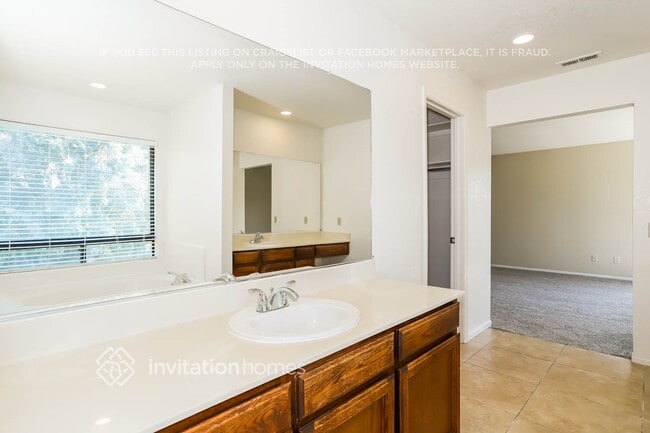 Building Photo - 1241 Countryside Ln